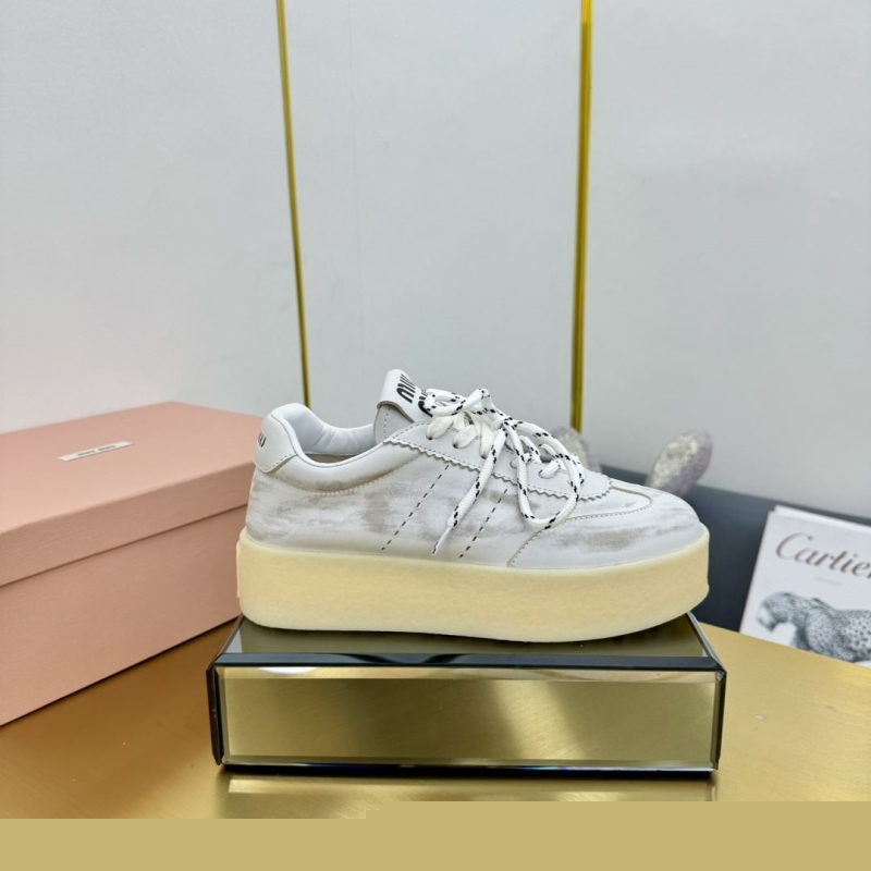 Miu Miu Casual Shoes